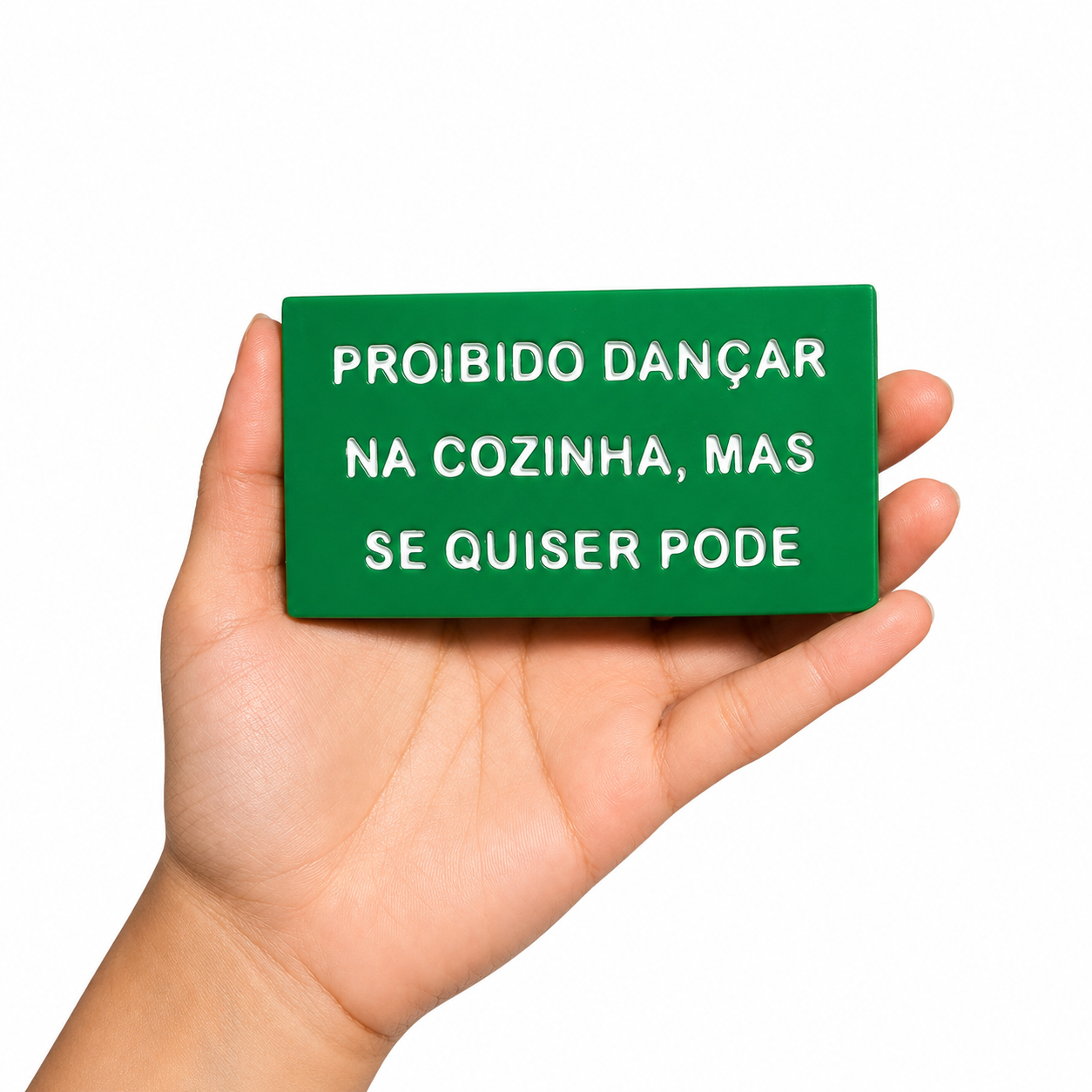 Plaquinha Decorativa - Proibido Dançar na cozinha, mas se quiser pode