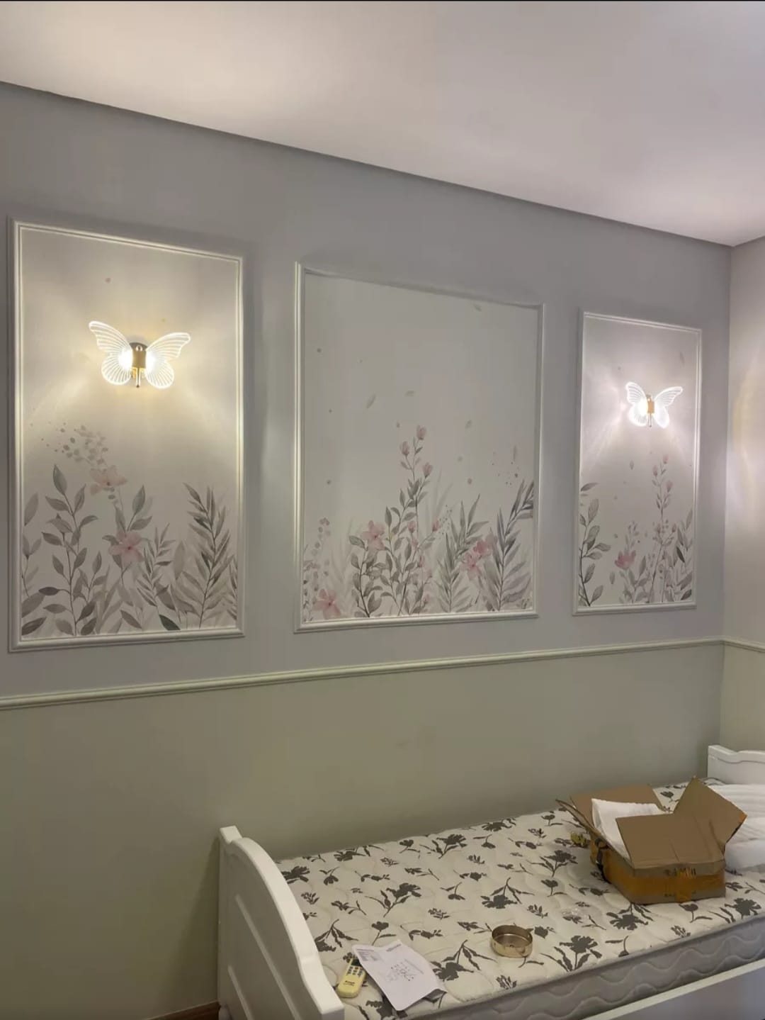 Luminária Metamorfose Decorativa de Parede