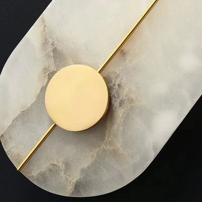 Arandela Efeito Mármore com Detalhe Dourado