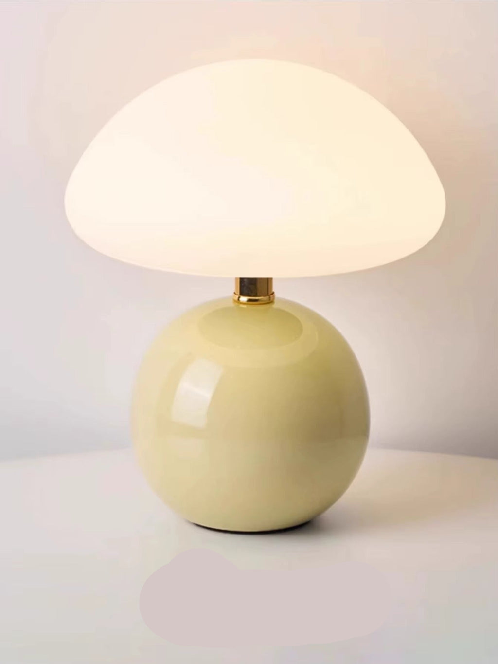 Luminária Cogumelo com Base Cerâmica e Cúpula Branca