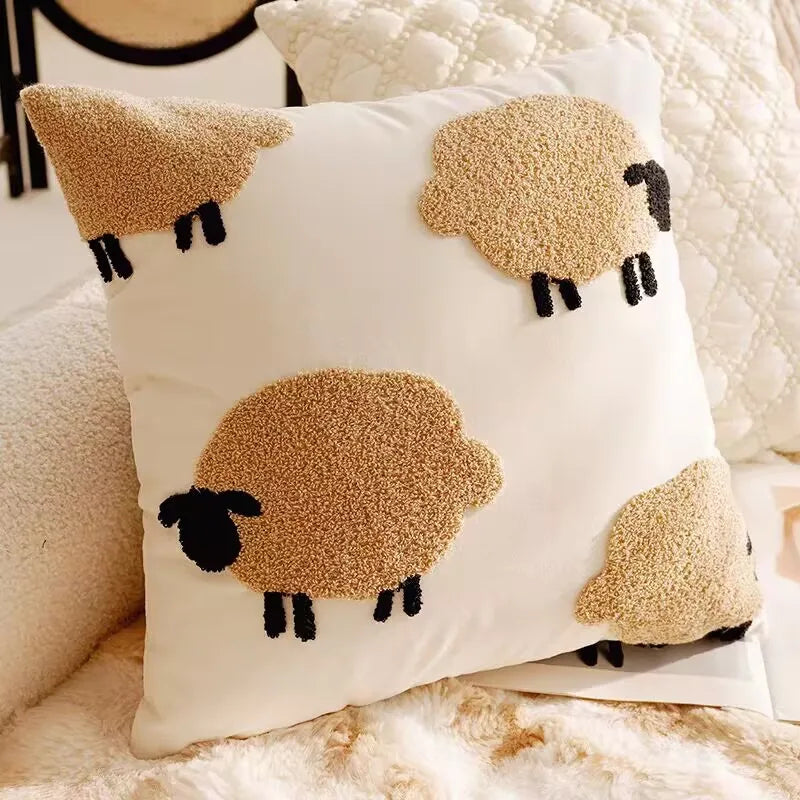 Capa Almofada Decorativa Infantil – Estampa de animais em Textura Bouclé