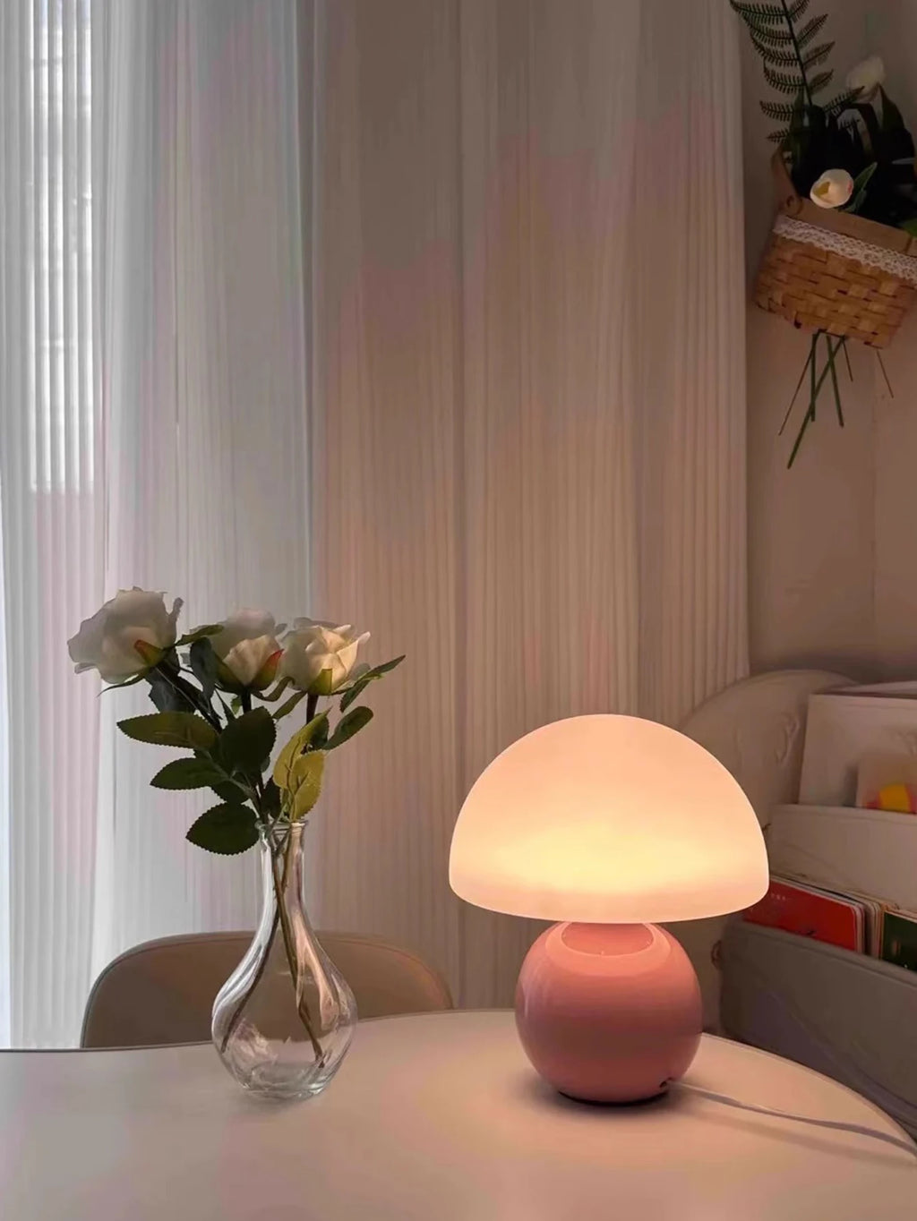 Luminária Cogumelo com Base Cerâmica e Cúpula Branca