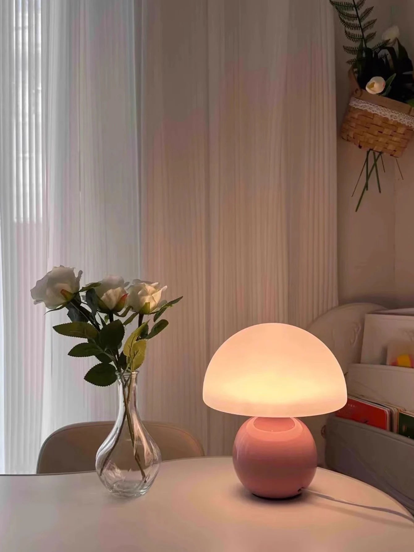 Luminária Cogumelo com Base Cerâmica e Cúpula Branca