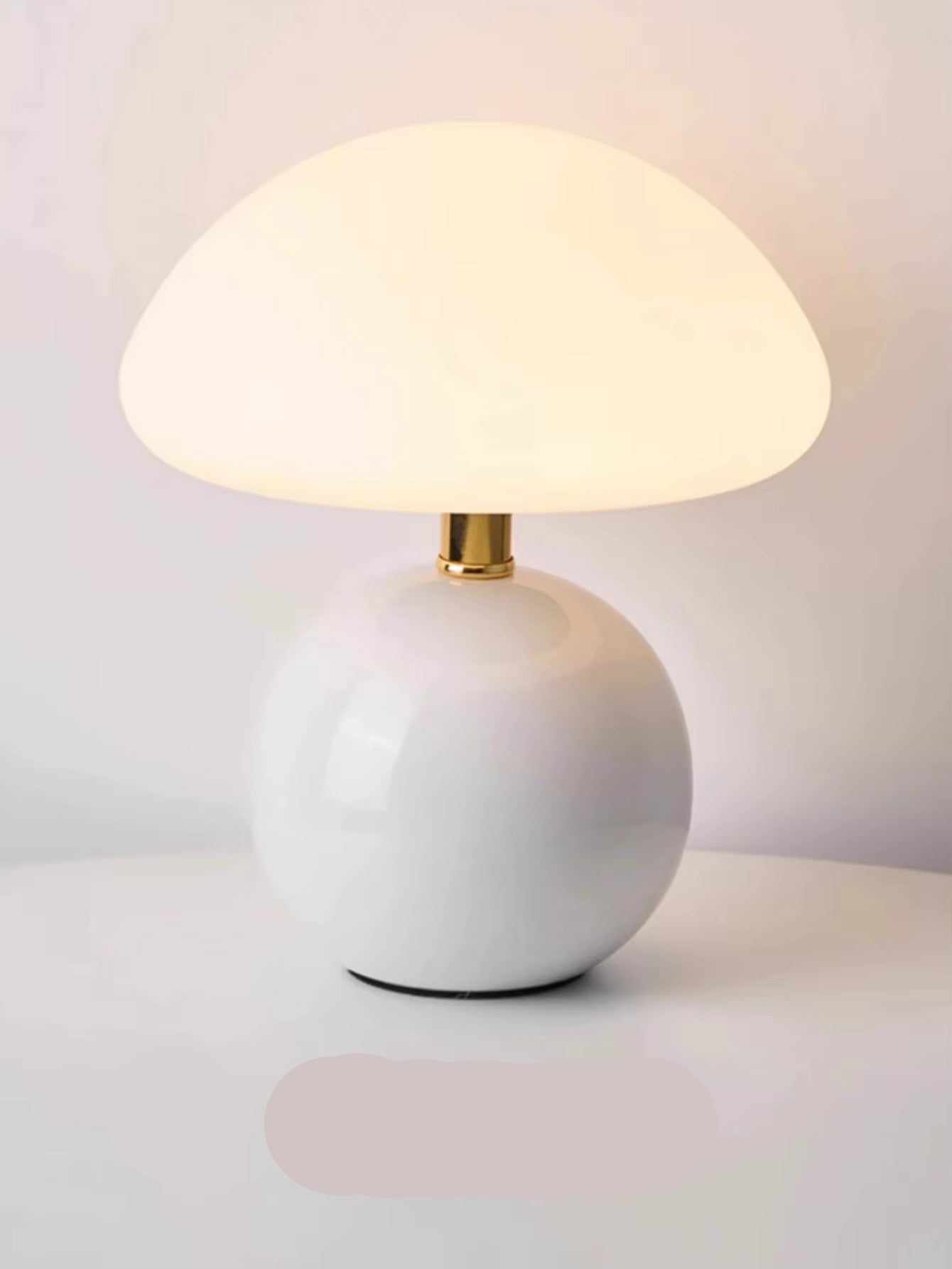 Luminária Cogumelo com Base Cerâmica e Cúpula Branca