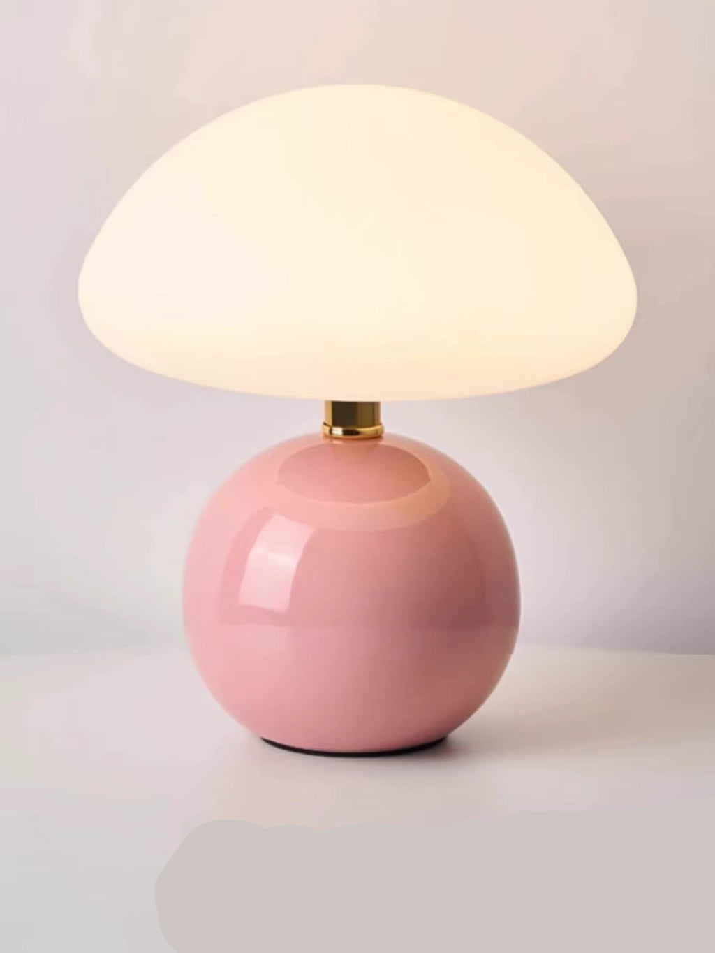 Luminária Cogumelo com Base Cerâmica e Cúpula Branca